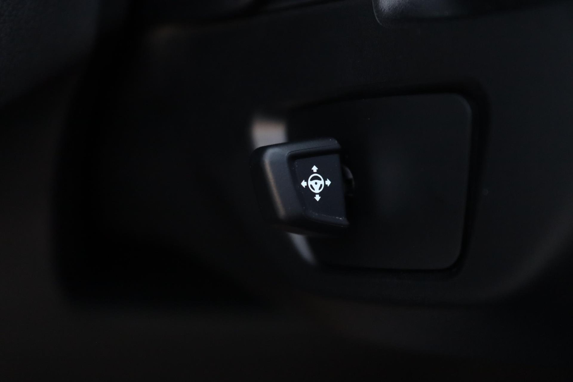 44889222-14.jpg