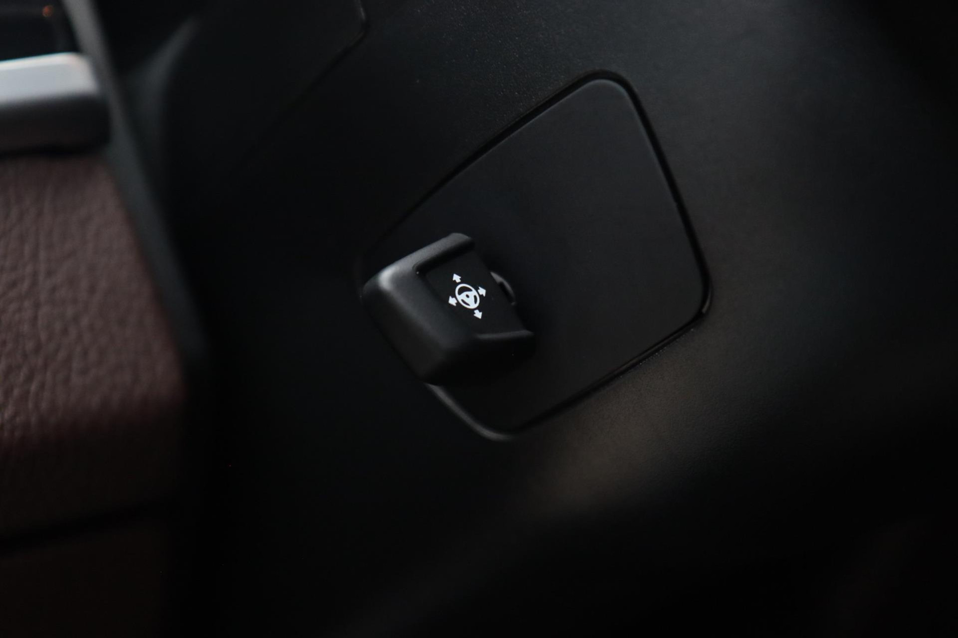 45473169-17.jpg