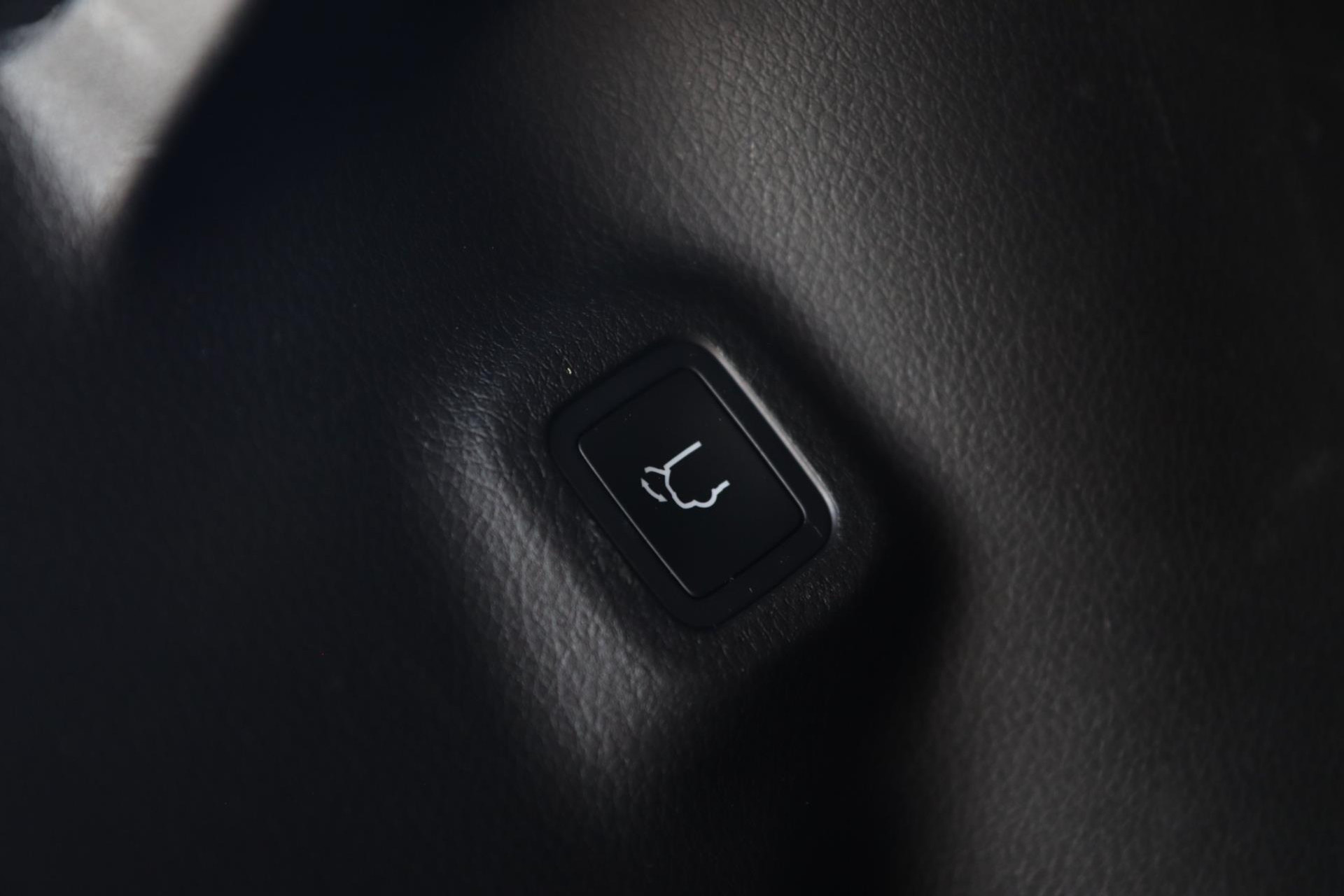 46530970-25.jpg