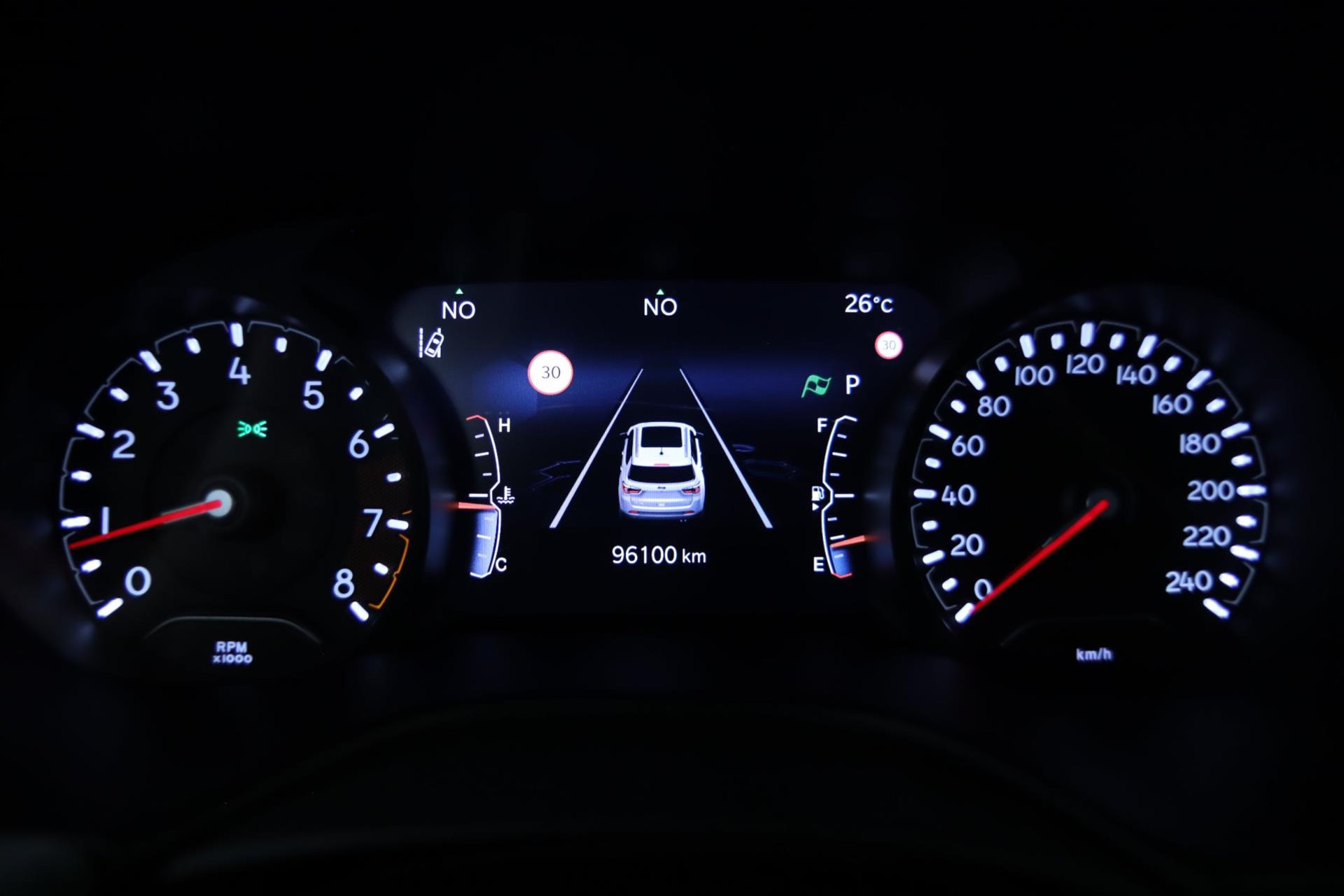 46710213-6.jpg