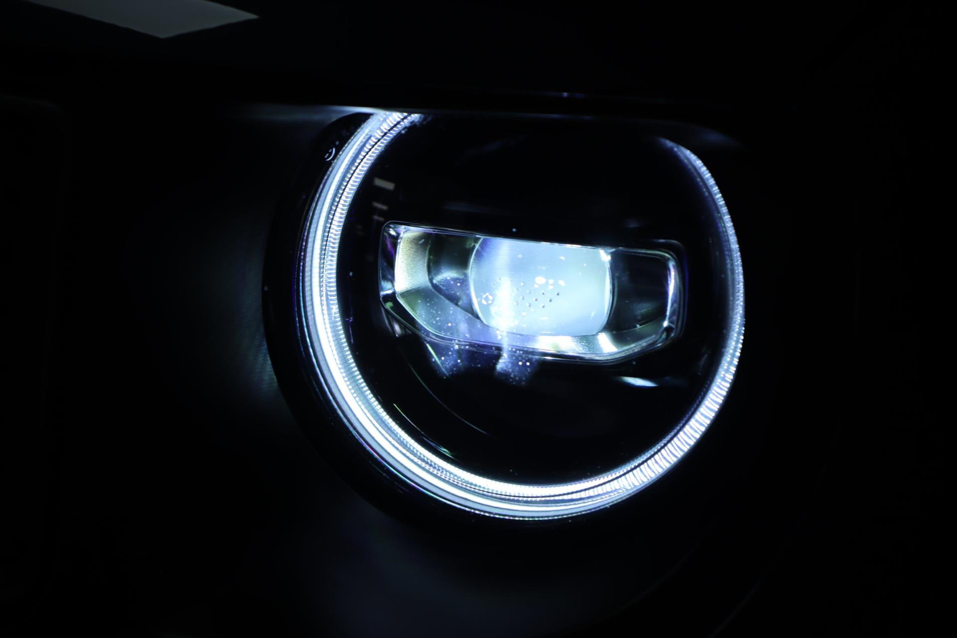 46744888-32.jpg