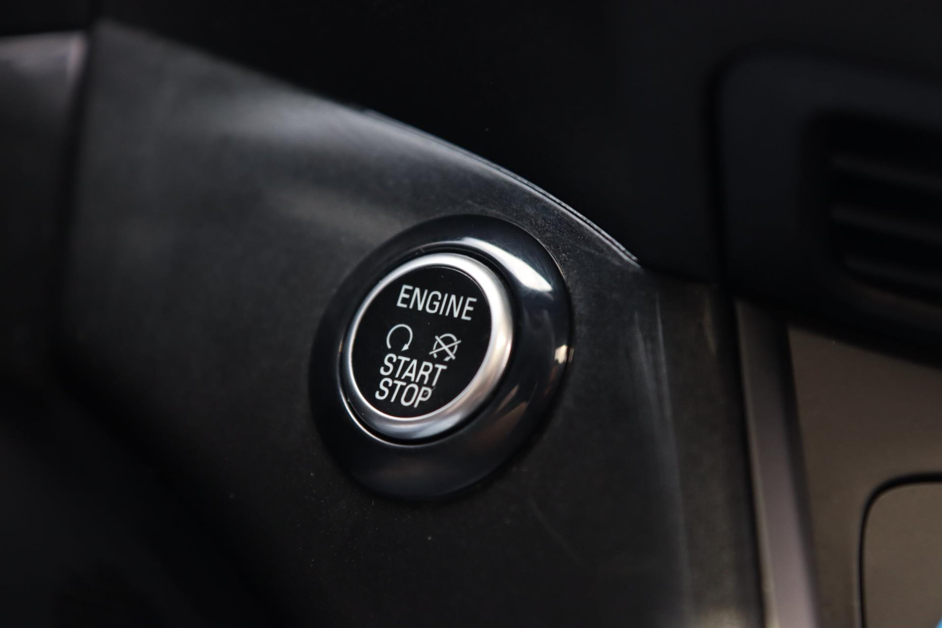46901736-12.jpg