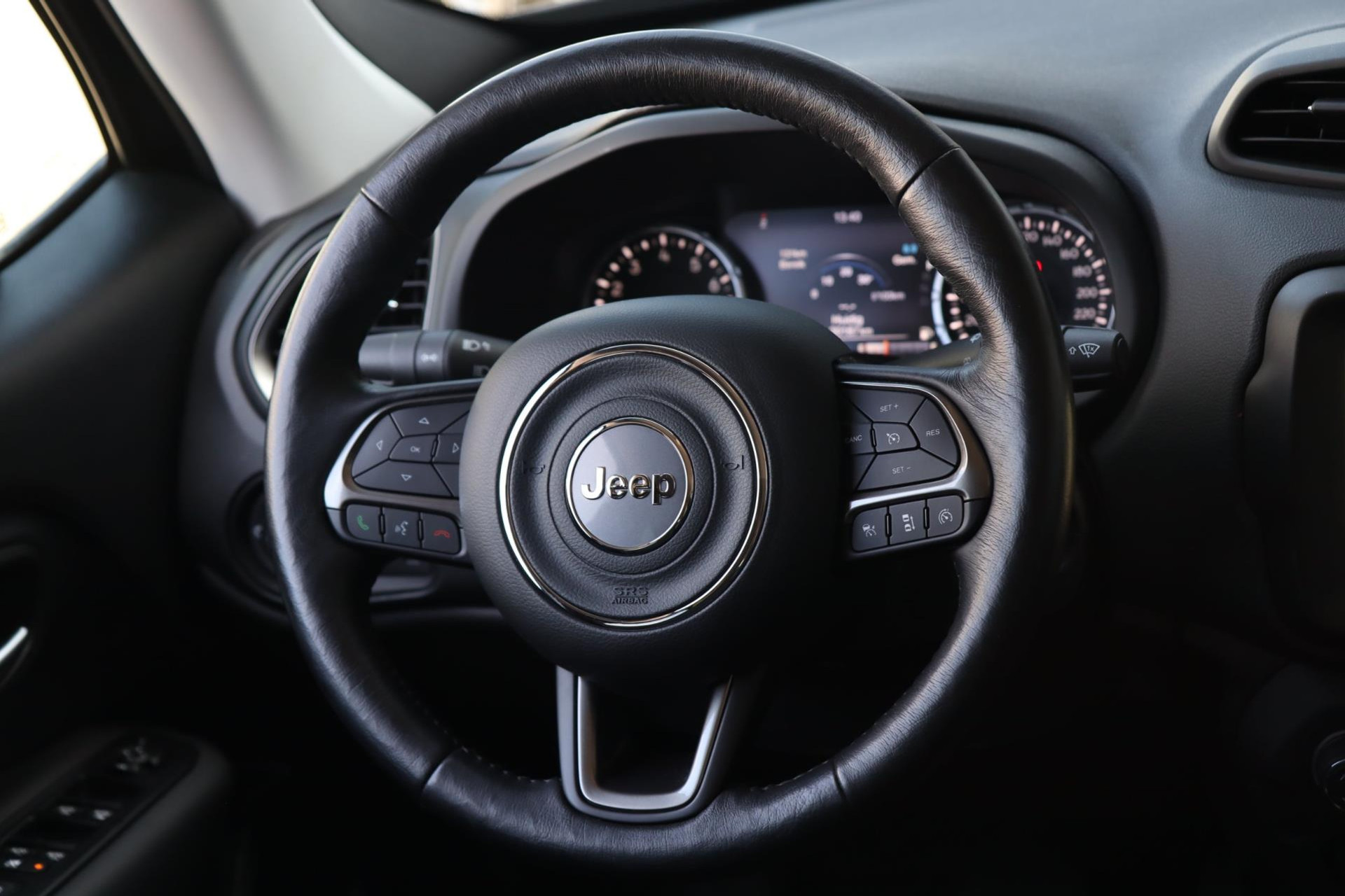47449828-20.jpg
